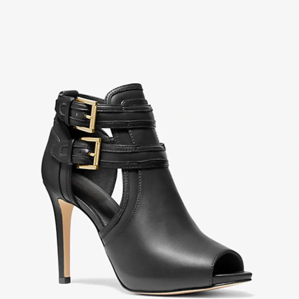 MICHAEL Michael Kors Black Heeled Boots with Gold Buckles Size 9.5 - Picture 1 of 10